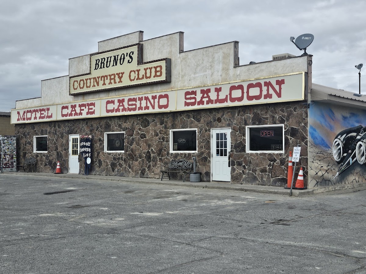 Bruno's Country Club